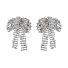 Cargar imagen en el visor de la galería, Aretes Bow Silver
