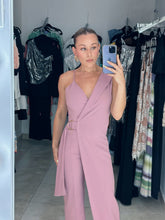Cargar imagen en el visor de la galería, Jumpsuit palo de rosa
