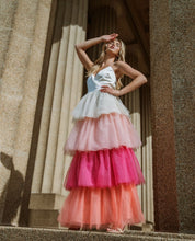 Cargar imagen en el visor de la galería, Vestido maxi tull pink

