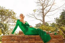 Cargar imagen en el visor de la galería, RENTA Vestido Verde
