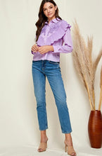 Cargar imagen en el visor de la galería, Blusa lila floral
