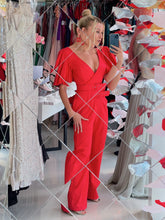 Cargar imagen en el visor de la galería, Jumpsuit rojo
