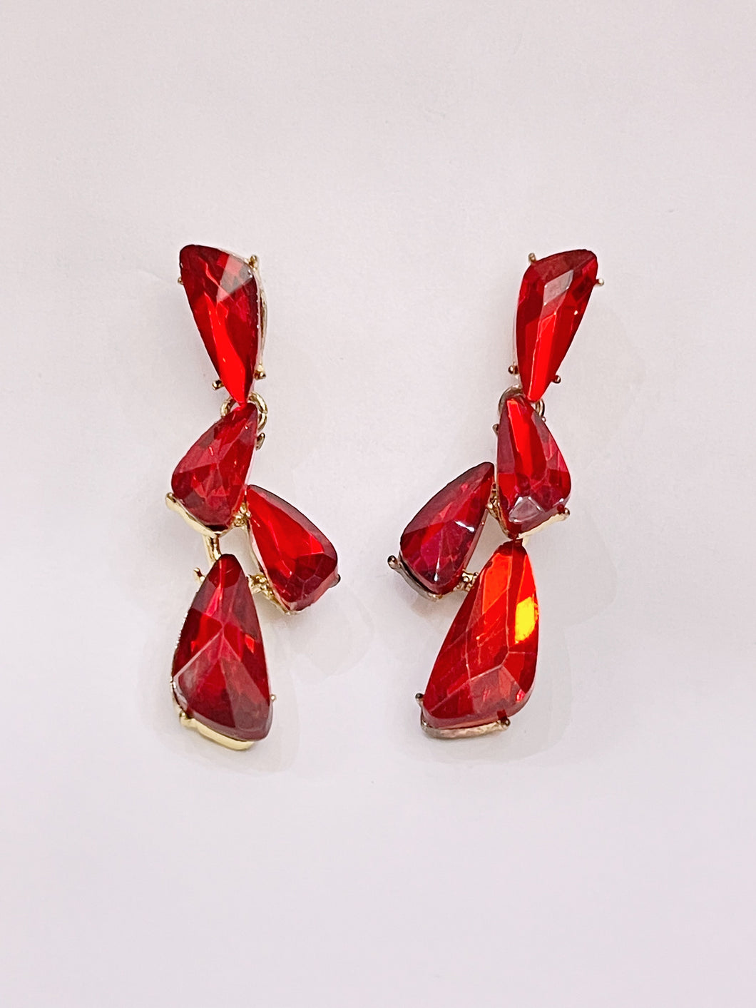 Aretes rojos